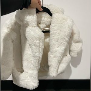 Faux fur coat a 3/4